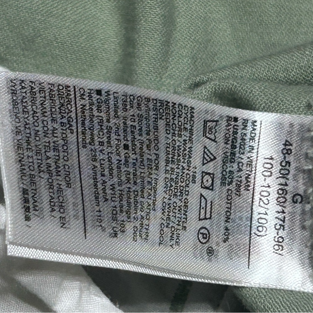 GAP Women’s Sage Green easy pants - Picture 3 of 6